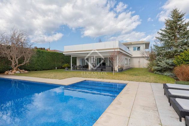 Foto 2 de Chalet en venta en Vall-Llobrega de 4 habitaciones con terraza y piscina