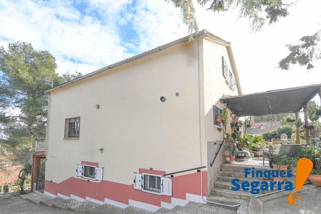Foto 1 de Casa en venta en Bisbal del Penedès, la de 5 habitaciones con terraza y garaje