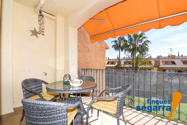 Foto 2 de Dúplex en lloguer a Costa Daurada - Sant Gaietà de 4 habitacions amb terrassa i piscina
