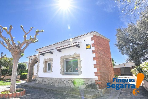 Foto 1 de Xalet en venda a Llorenç del Penedès de 3 habitacions amb garatge i jardí