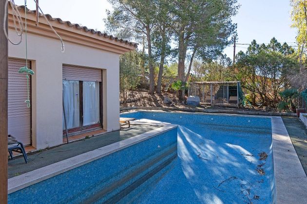 Foto 2 de Chalet en venta en Olivella de 4 habitaciones con terraza y piscina