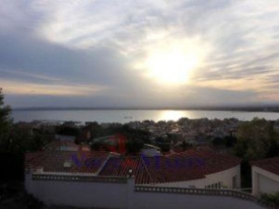 Foto 2 de Xalet en venda a Els Grecs - Mas Oliva de 4 habitacions amb terrassa i garatge