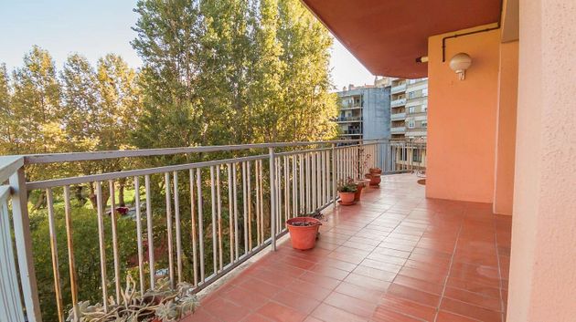 Foto 1 de Piso en venta en L'Eixample de 4 habitaciones con terraza y calefacción