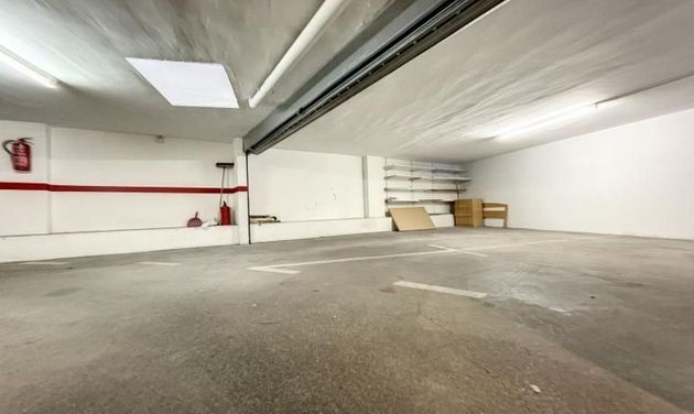 Foto 2 de Garaje en venta en Centre - Roses de 49 m²