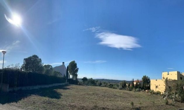 Foto 2 de Venta de terreno en Garriguella de 1000 m²