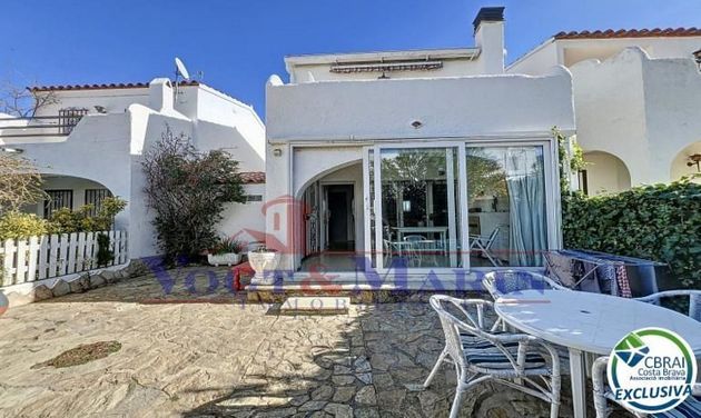 Foto 1 de Casa adossada en venda a Port Esportiu - Puig Rom - Canyelles de 2 habitacions amb terrassa i garatge