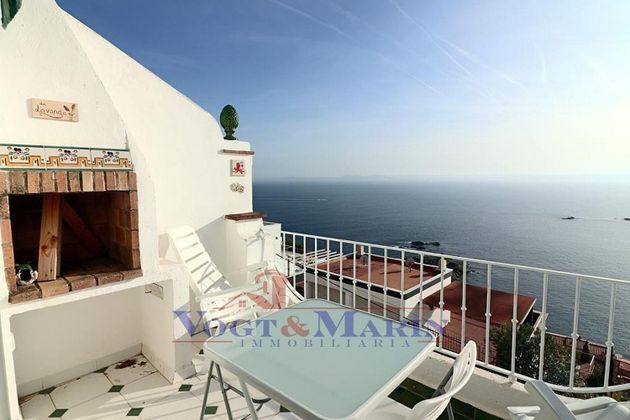 Foto 1 de Casa adossada en venda a Port Esportiu - Puig Rom - Canyelles de 1 habitació amb terrassa i piscina