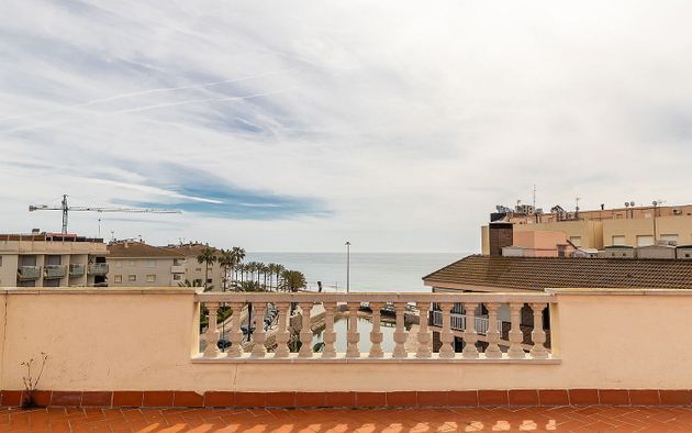 Foto 1 de Piso en venta en Calafell Platja de 3 habitaciones con terraza y piscina