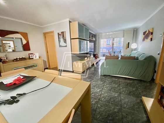 Foto 2 de Piso en venta en Cerdanyola de 3 habitaciones con terraza y balcón