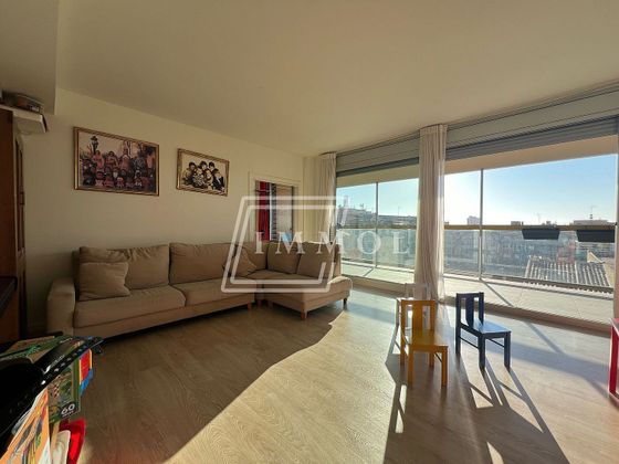 Foto 1 de Venta de piso en Eixample de 4 habitaciones con terraza y piscina