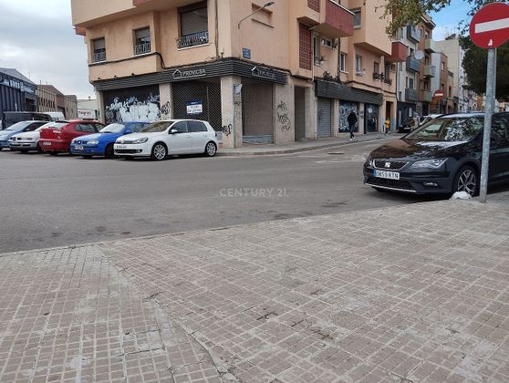 Foto 1 de Local en venda a calle De Jerez de 928 m²