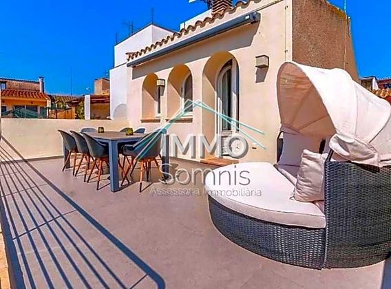 Foto 1 de Venta de casa adosada en Sant Pere Pescador de 3 habitaciones con terraza y balcón
