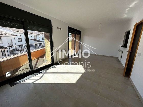 Foto 2 de Venta de piso en Escala, L´ de 3 habitaciones con terraza y aire acondicionado