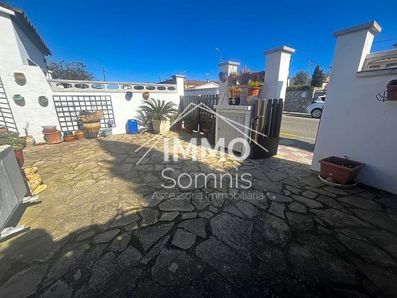 Foto 2 de Casa en venda a Escala, L´ de 2 habitacions amb terrassa i jardí
