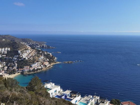 Foto 1 de Xalet en venda a Port Esportiu - Puig Rom - Canyelles de 9 habitacions amb terrassa i piscina