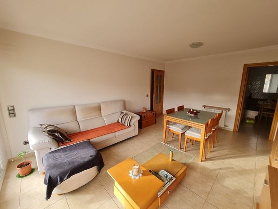 Foto 1 de Piso en venta en Olot de 3 habitaciones con garaje y balcón