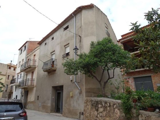 Foto 1 de Casa adossada en venda a calle Sant Antoni de 3 habitacions amb garatge i balcó