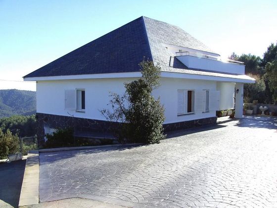 Foto 1 de Xalet en venda a Vacarisses de 5 habitacions amb terrassa i garatge