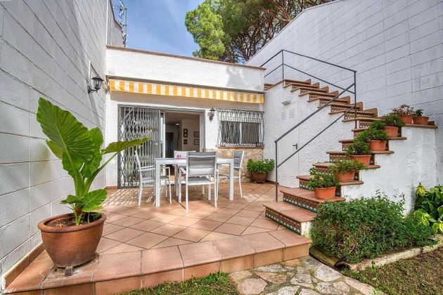 Foto 2 de Casa en venda a Els Pins - Politur de 2 habitacions amb terrassa i piscina