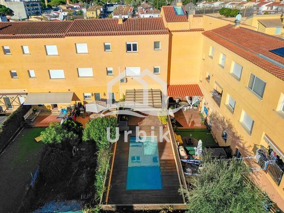 Foto 2 de Casa adossada en venda a Santa Cristina d'Aro de 4 habitacions amb terrassa i piscina