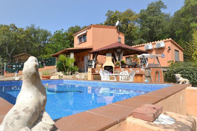 Foto 1 de Casa rural en venta en Cabanyes-Mas Ambrós-Mas Pallí de 3 habitaciones con terraza y piscina