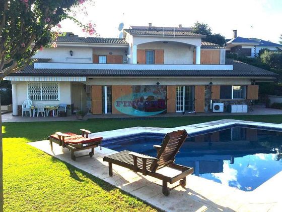 Foto 2 de Casa en venda a Bigues de 5 habitacions amb terrassa i piscina