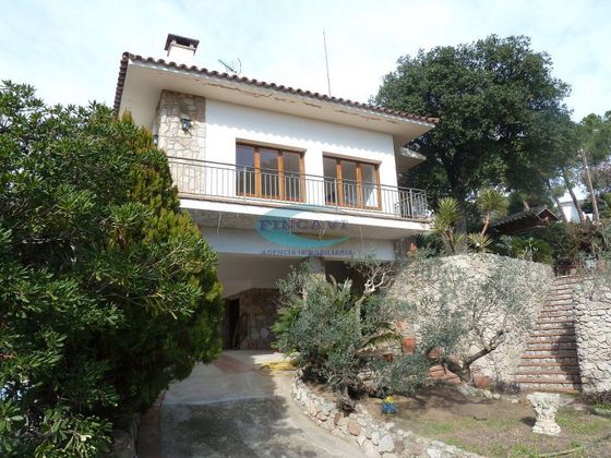 Foto 2 de Xalet en venda a Santa Eulàlia de Ronçana de 3 habitacions amb terrassa i piscina