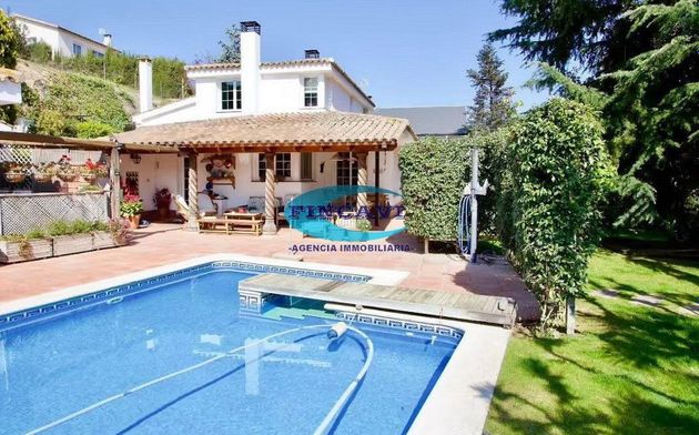 Foto 1 de Casa en venda a Bigues de 5 habitacions amb terrassa i piscina