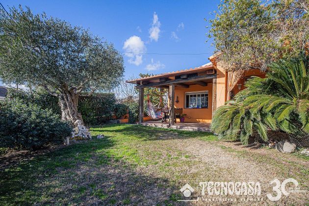 Foto 2 de Chalet en venta en Santa Eulàlia de Ronçana de 3 habitaciones con garaje y jardín