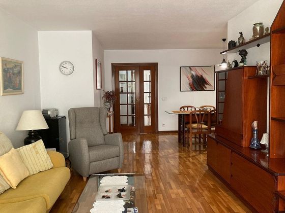 Foto 2 de Pis en venda a Montigalà -Sant Crist de 4 habitacions amb terrassa i garatge