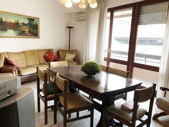 Foto 1 de Piso en venta en Centre - Passeig i Rodalies de 4 habitaciones con terraza y aire acondicionado