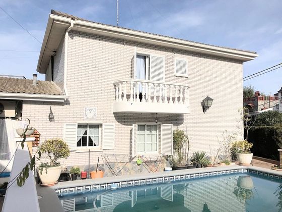 Foto 1 de Casa en venda a Sant Salvador de Guardiola de 6 habitacions amb terrassa i piscina