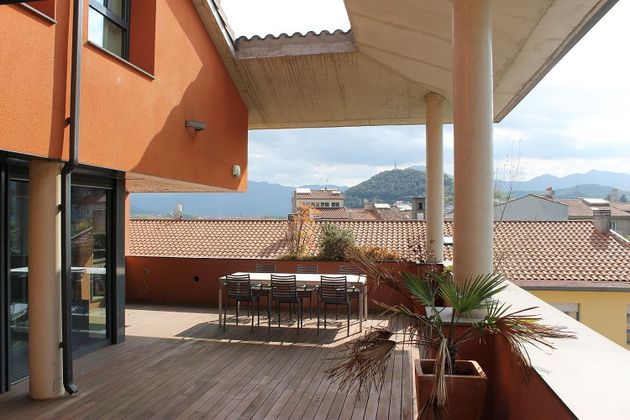 Foto 1 de Ático en venta en Olot de 4 habitaciones con terraza y garaje