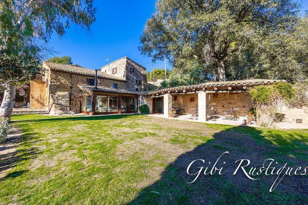 Foto 2 de Casa rural en venta en Vall-Llobrega de 7 habitaciones con terraza y piscina