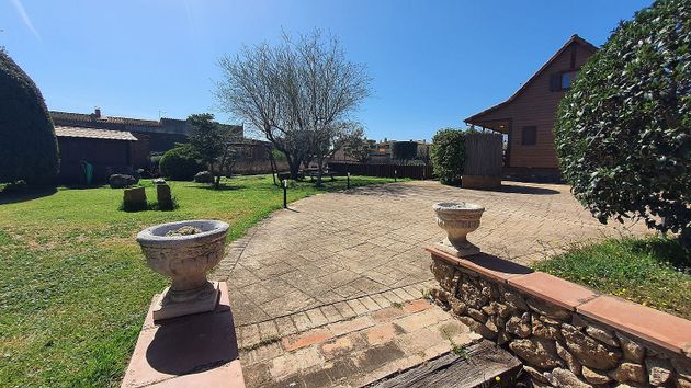 Foto 2 de Casa rural en venda a Tallada d´Empordà, La de 2 habitacions amb terrassa i piscina
