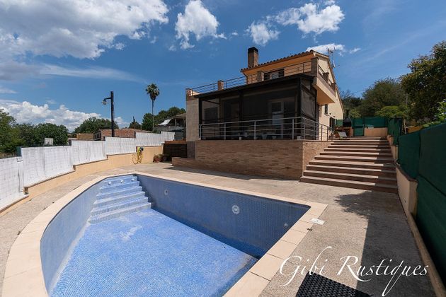 Foto 1 de Xalet en venda a Jafre de 3 habitacions amb terrassa i piscina