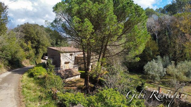 Foto 2 de Casa rural en venda a Celrà de 4 habitacions amb terrassa i jardí