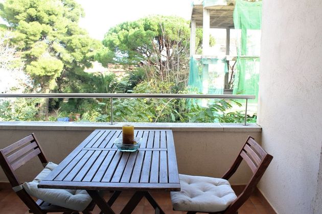 Foto 2 de Piso en venta en Llançà de 3 habitaciones con jardín y balcón