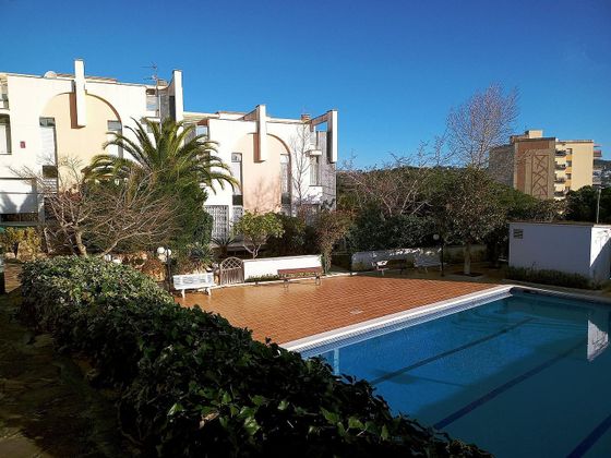 Foto 1 de Casa en venda a Fenals de 3 habitacions amb terrassa i piscina