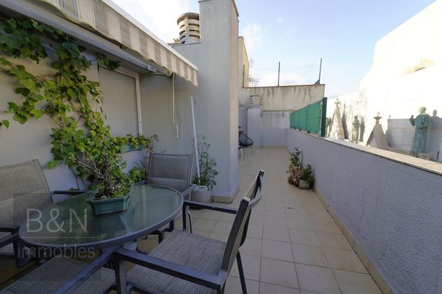 Foto 1 de Pis en venda a Barri del Centre de 4 habitacions amb terrassa i balcó