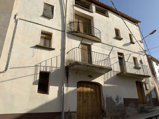 Foto 1 de Casa adosada en venta en Torrefeta i Florejacs de 4 habitaciones con balcón