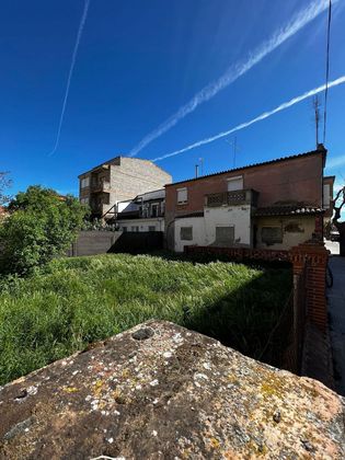 Foto 2 de Venta de chalet en Guissona de 6 habitaciones con terraza y jardín