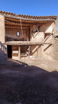 Foto 1 de Casa adosada en venta en Torrefeta i Florejacs de 4 habitaciones con terraza y jardín