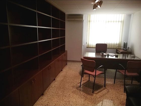 Foto 2 de Oficina en alquiler en Centre Històric - Rambla Ferran - Estació con aire acondicionado