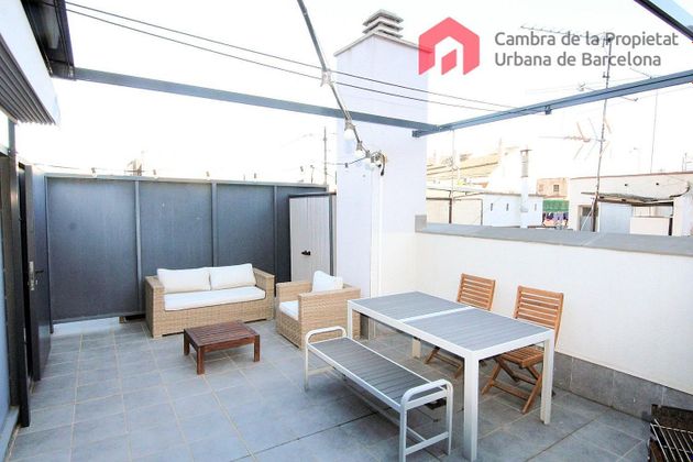 Foto 1 de Ático en venta en Sants-Badal de 2 habitaciones con terraza y piscina