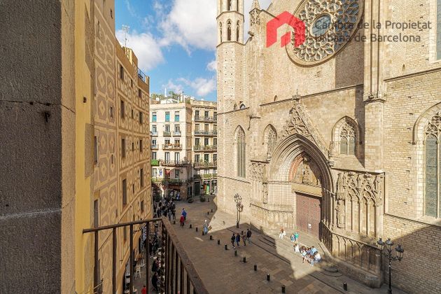 Foto 2 de Pis en venda a Sant Pere, Santa Caterina i la Ribera de 2 habitacions amb balcó i calefacció