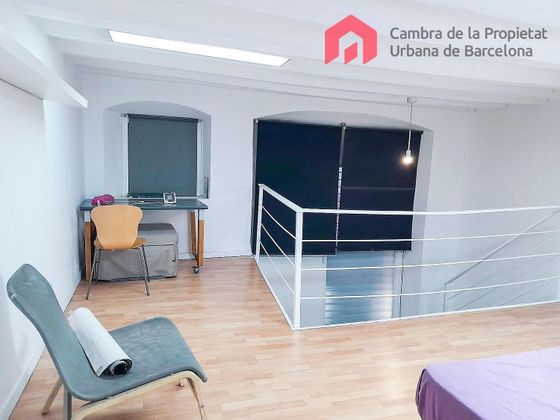 Foto 2 de Venta de estudio en El Raval con terraza y balcón