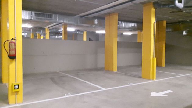Foto 1 de Garatge en lloguer a calle Mosen Santiago Oliveras de 16 m²