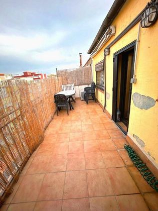 Foto 2 de Àtic en venda a Centre - Eixample – Can Llobet – Can Serra de 3 habitacions amb terrassa i balcó