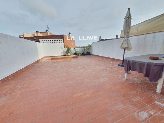 Foto 2 de Pis en venda a Semicentre de 3 habitacions amb terrassa i balcó
